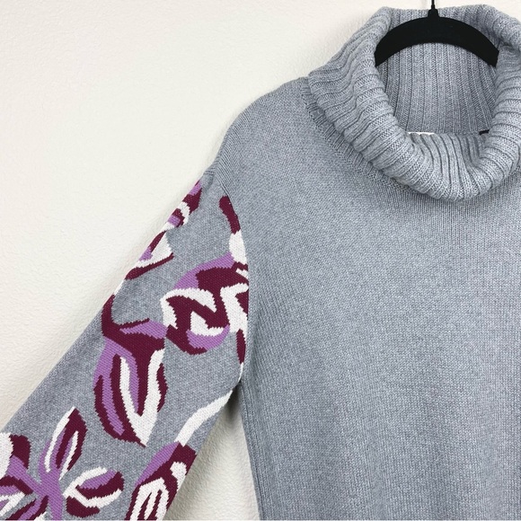 Cabi Women's Medium Eden Turtleneck Pullover Sweater Bell Statement Sleeves Gray - Picture 3 of 16